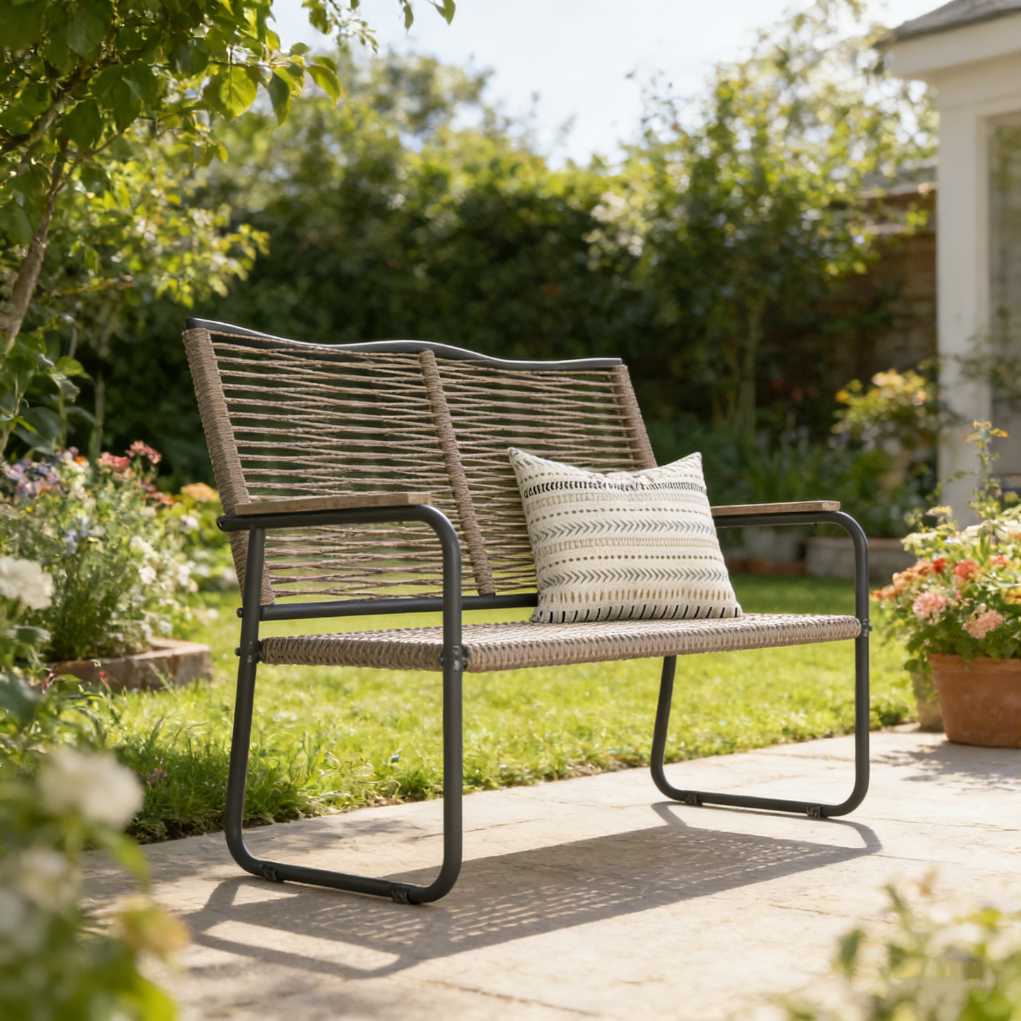 YODOLLA 2-Seater Rope Garden Bench Loveseat, All-Weather Woven Rope Patio Sofa
